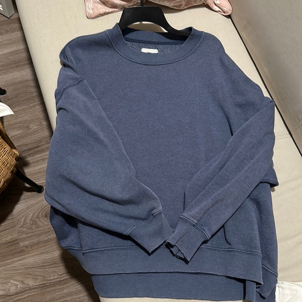 American Eagle sweatshirt size large